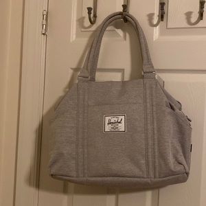 NWOT Herschel Strand Shoulder Bag in gray